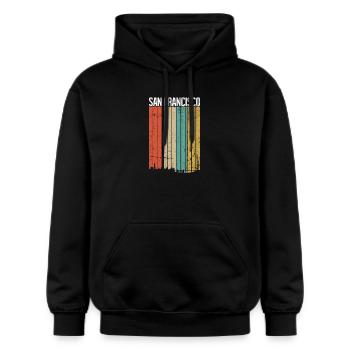 Die Regenbogen-Skyline von San Francisco - Gildan Unisex Softstyle® Midweight Hoodie - Schwarz - Vorne - Marisol (170cm) & Nik (191cm)