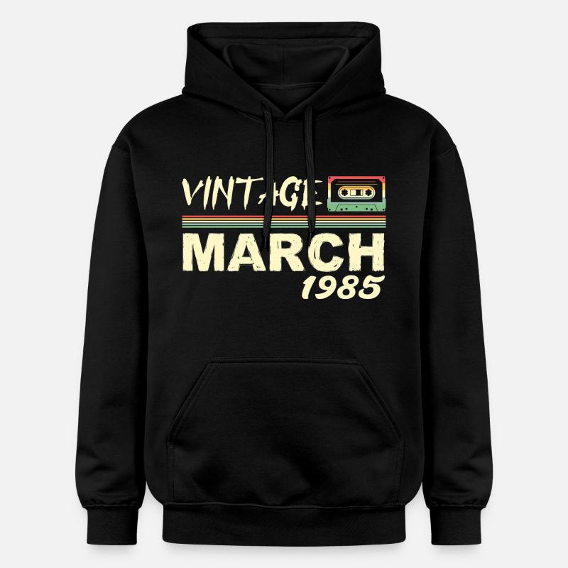 Mars 1985 - March 1985 - Sweat à capuche Softstyle® Gildan Unisexe - noir