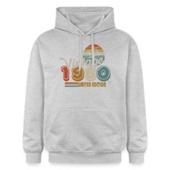 1960 - Gildan Unisex Softstyle® Midweight Hoodie - light heather grey - Front - Liana (172cm) & Jaron (178cm)