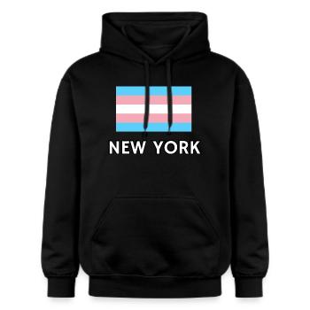 Trans Pride Flagge New York - Gildan Unisex Softstyle® Midweight Hoodie - Schwarz - Vorne - Marisol (170cm) & Nik (191cm)