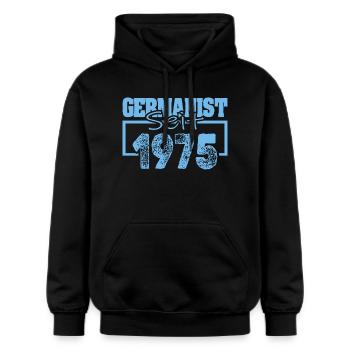 1975 - Gildan Unisex Softstyle® Midweight Hoodie - black - Front - Marisol (170cm) & Nik (191cm)