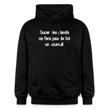 Sucer des glands ne fera pas de toi un écureuil - Sweat à capuche Softstyle® Gildan Unisexe - noir - Devant - Marisol (170cm) & Nik (191cm)
