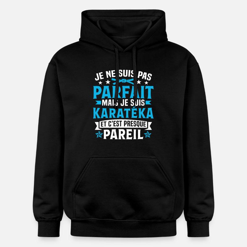 je suis karatéka cadeau karaté - Sweat à capuche Softstyle® Gildan Unisexe - noir