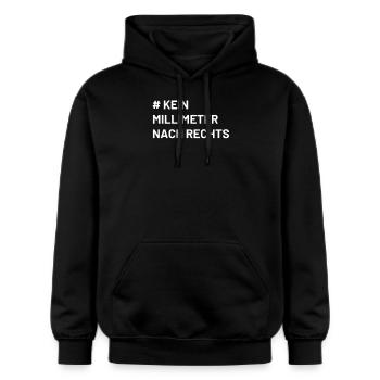 Mindset kein Millimeter nach rechts Antifa - Gildan Unisex Softstyle® Midweight Hoodie - Schwarz - Vorne - Marisol (170cm) & Nik (191cm)