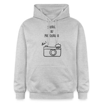 photographe coque téléphone - Sweat à capuche Softstyle® Gildan Unisexe - gris clair chiné - Devant - Liana (172cm) & Jaron (178cm)