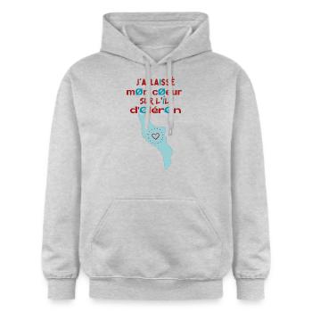 J'ai laissé mon cœur à l'île d'Oléron 2 - Sweat à capuche Softstyle® Gildan Unisexe - gris clair chiné - Devant - Liana (172cm) & Jaron (178cm)