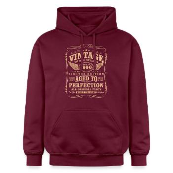 Vintage, années 1990, Vintage Anniversaire, Cadeau rétro - Sweat à capuche Softstyle® Gildan Unisexe - maroon - Devant - Liana (172cm) & Jaron (178cm)