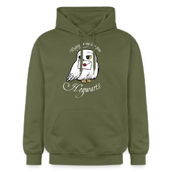 Harry Potter Hedwig Brief - Gildan Unisex Softstyle® Midweight Hoodie - Militärgrün - Vorne - Marisol (170cm) & Nik (191cm)