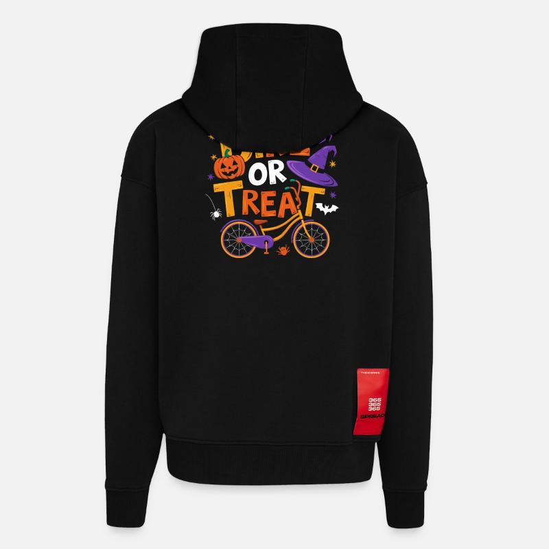 Halloween-Fahrrad oder Leckerli-Illustration - Zip Hoodie - made by SPREAD - SOLID BLACK