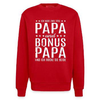 Papa Bonus Papa Vater Stiefvater Vatertag Geschenk - Heavyweight Oversized Organic Crew Neck Made in EU - Rot - Vorne - AI Model Female 172 light (172cm) & AI Model Male 178 light (178cm)