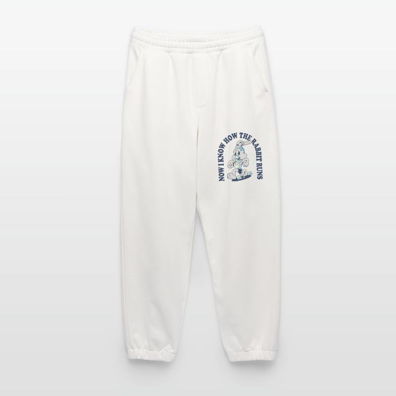 Now I Know How the Rabbit Runs – Denglisch Spruch Heavyweight Jogginghose - made by SPREAD 
