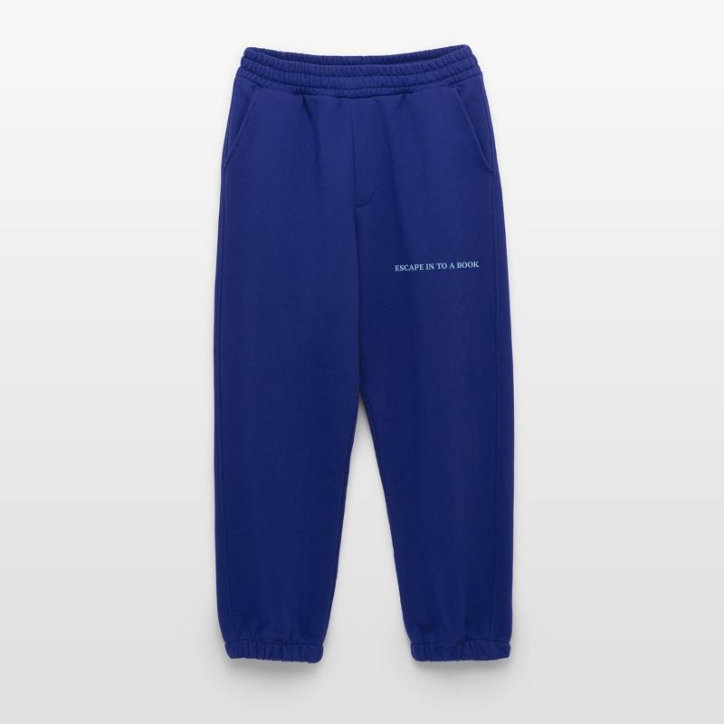 Entfliehen Sie in ein Buch - Eisblaues Statement Heavyweight Jogginghose - made by SPREAD 