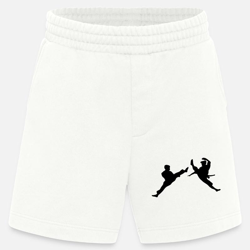 Zwei fliegende Karate-Kick oder Teakwondo-Kick - Heavyweight Shorts - made by SPREAD  - OFF WHITE