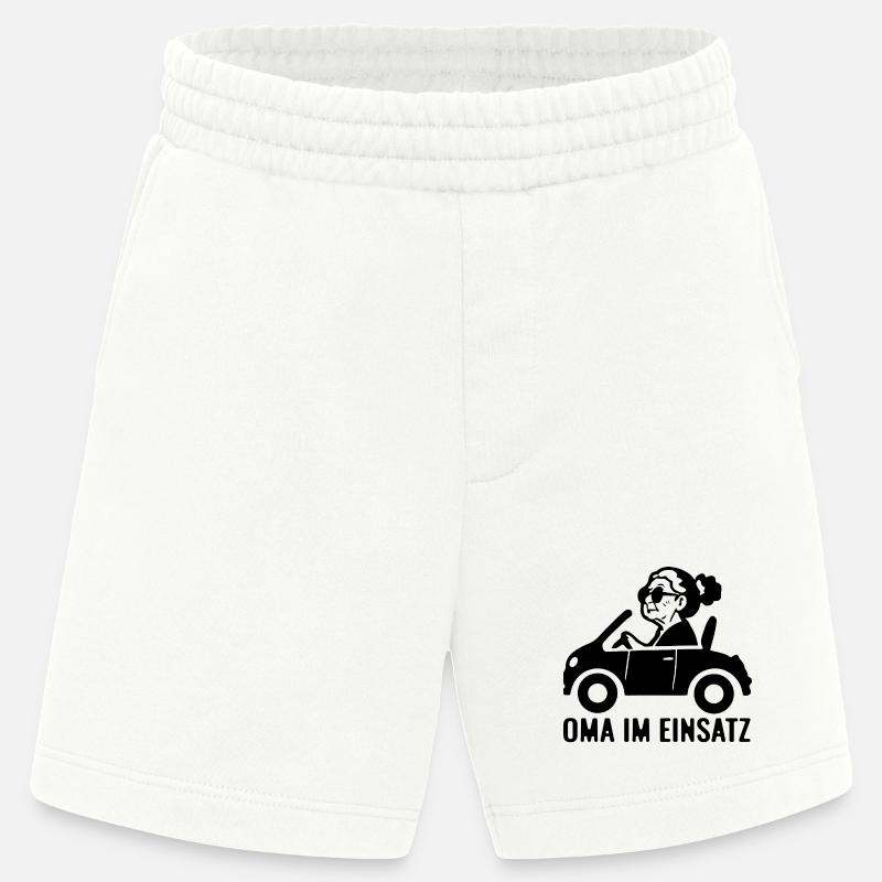 Oma im Einsatz Auto - Heavyweight Shorts - made by SPREAD  - OFF WHITE