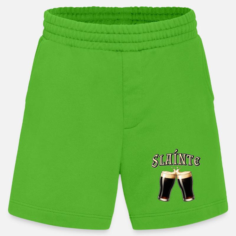 Sláinte - Irischer Trinkspruch mit Bier - Heavyweight Shorts - made by SPREAD - Apple Neon