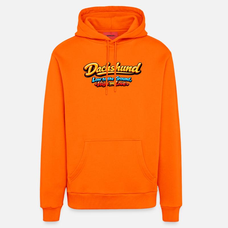 Teckel : Terrain bas, amour élevé - Sweat à capuche bio décontracté fabriqué en UE - SUNSET ORANGE
