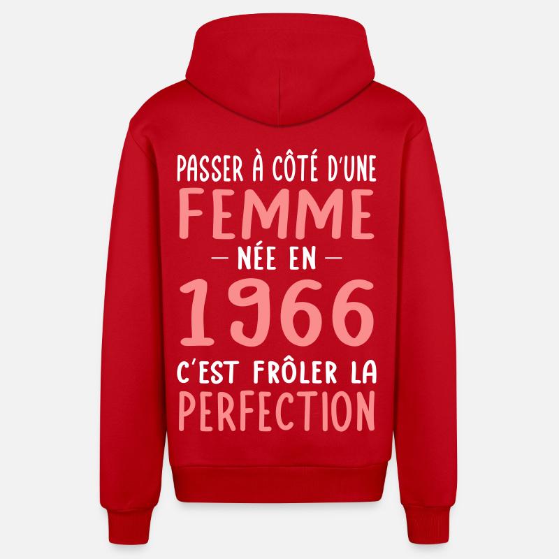 Geboren 1966 – Perfektion nahe - Organic Relaxed Kapuzenjacke Made in EU - Rot