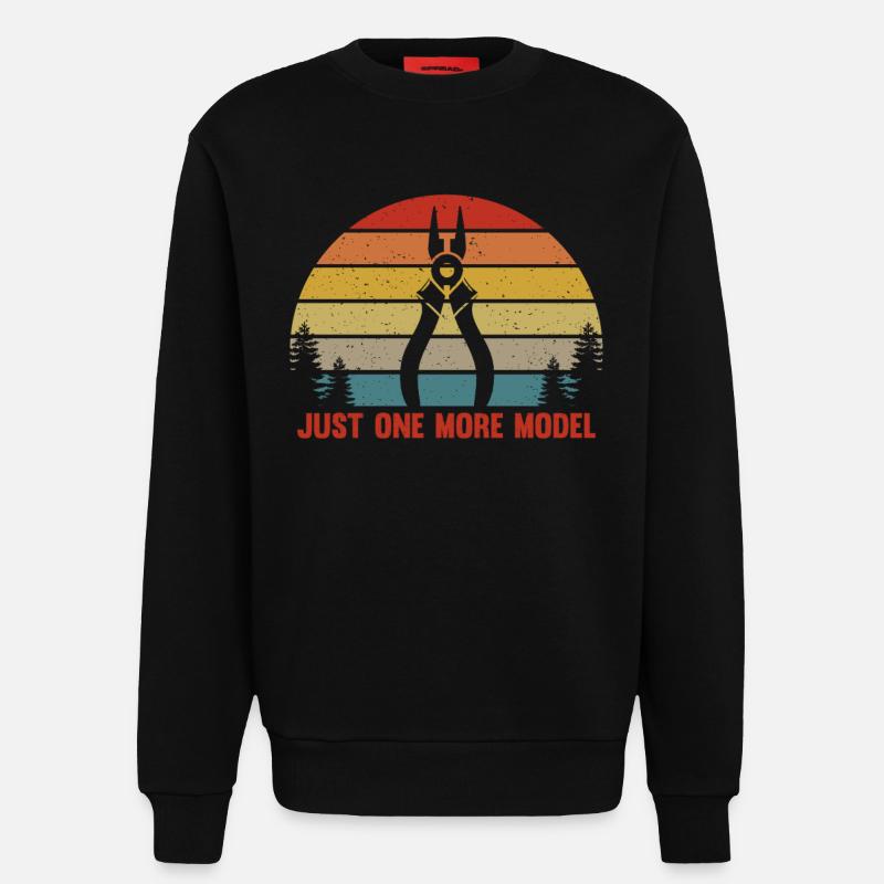 Vintage Model Building Humor Funny Models Builder - Sweatshirt - made by SPREAD  - SOLID BLACK