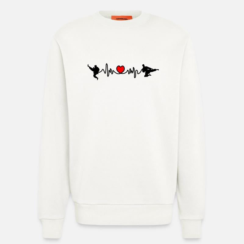 Karate Cardio oder Herzfrequenz mit Karate-Kicks - Sweatshirt - made by SPREAD  - OFF WHITE