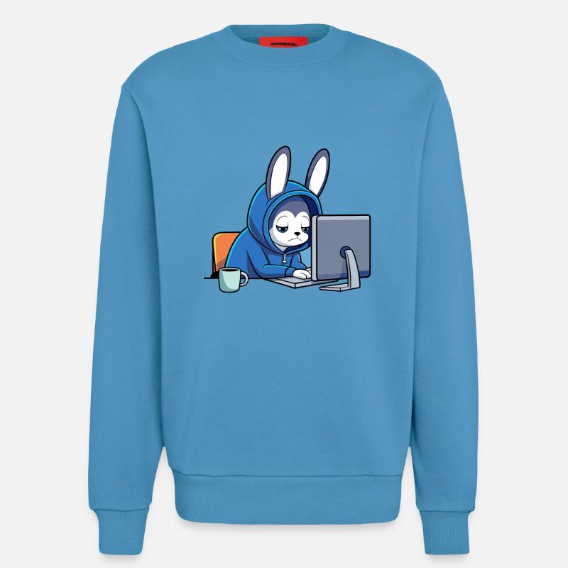 Un lapin hacker mignon dort dans un sweat à capuche devant le PC - Sweat bio décontracté fabriqué en UE -  Sol Blue