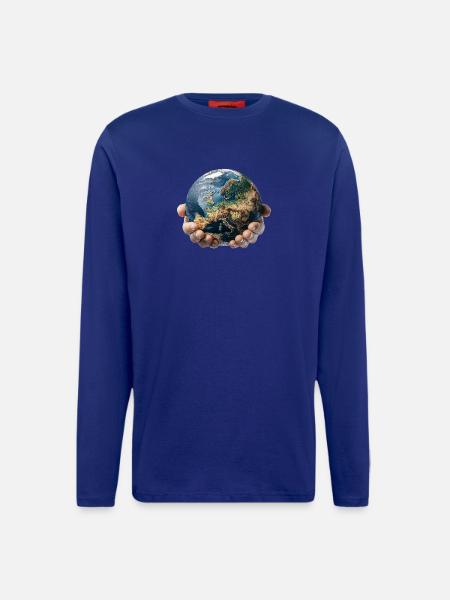 Earth in Hands: Global Responsibility - Longsleeve - made by SPREAD  - Iconic Blue