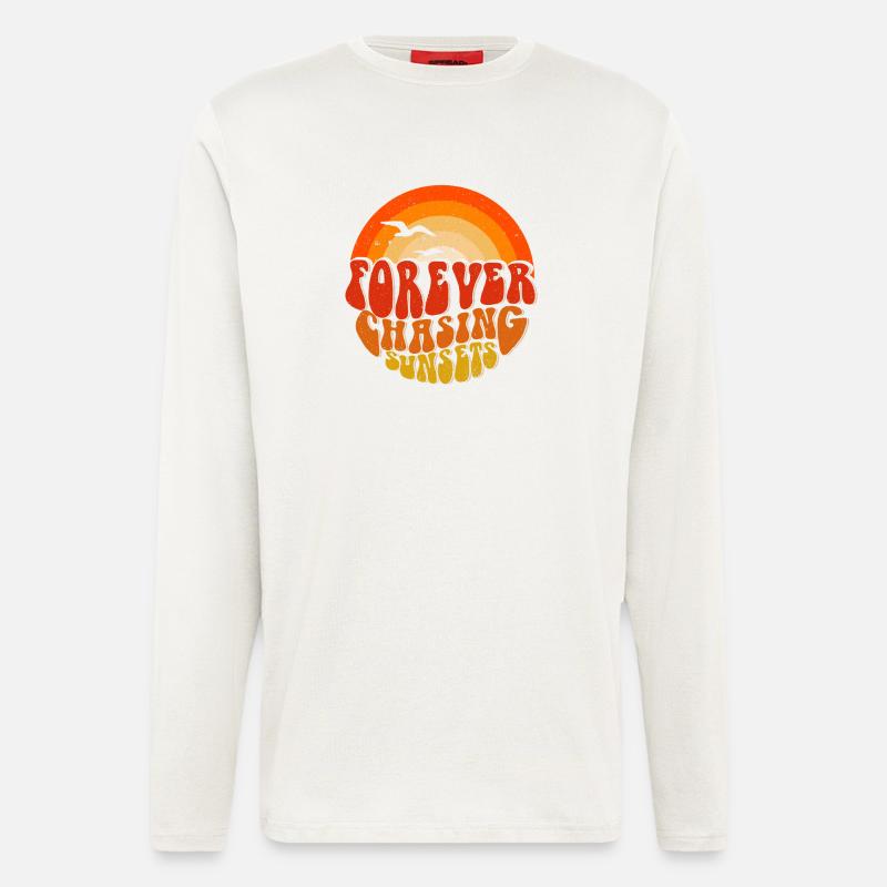 Forever Chasing Sunsets Retro Emblem - Langarmshirt - made by SPREAD  - OFF WHITE