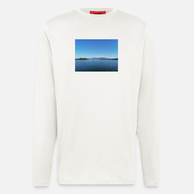 Blauer Bergsee und Bergpanorama - Langarmshirt - made by SPREAD  - OFF WHITE