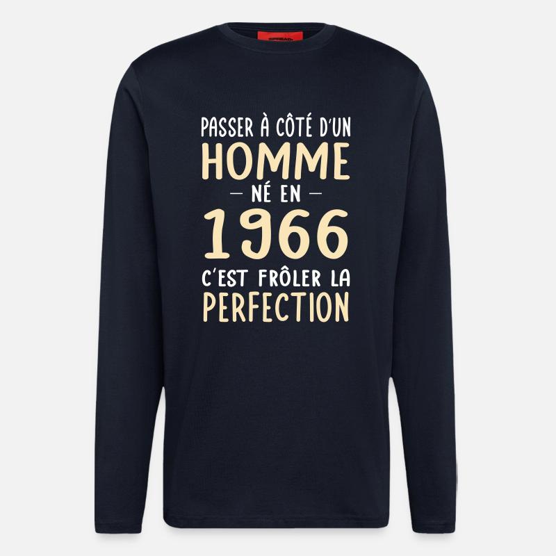 Geboren 1966 – Perfektion nahe - Langarmshirt - made by SPREAD  - DARK NAVY