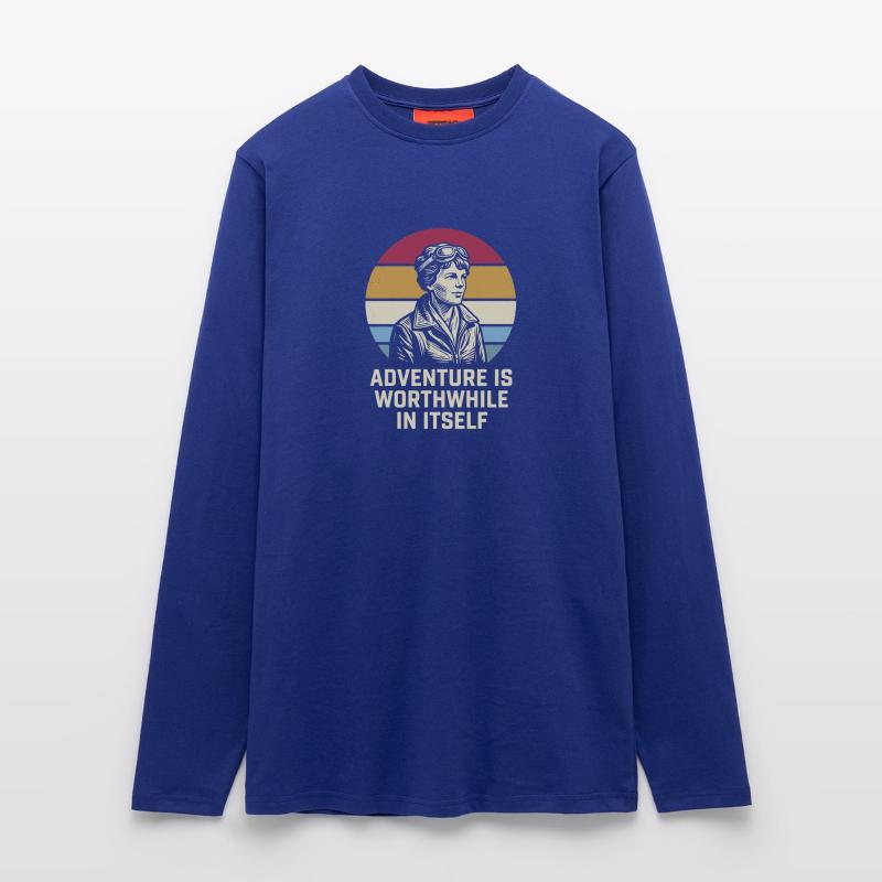 Amelia Earhart Das Abenteuer ist lohnenswert Langarmshirt - made by SPREAD 