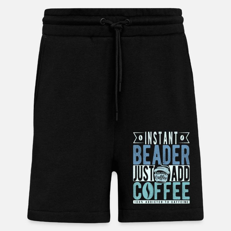 Buchalter Kaffee Spruch - Shorts - made by SPREAD - SOLID BLACK