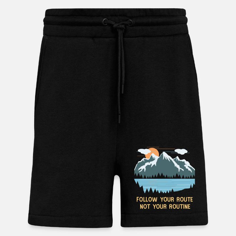 Berge - Shorts - made by SPREAD - SOLID BLACK