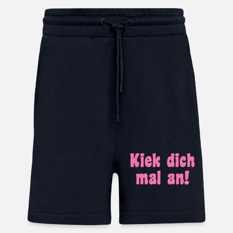 Model Saying Berlin - Shorts - made by SPREAD - DARK NAVY