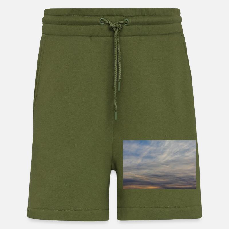 Dark aurora sky - Short bio décontracté fabriqué en UE - MOSS GREEN