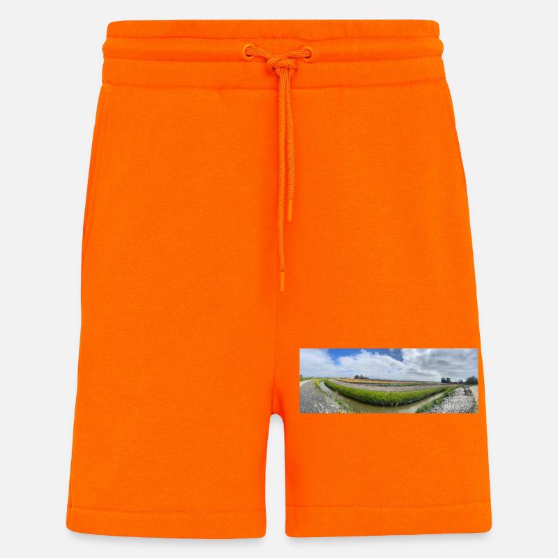 Panoramafeld mit Graben und Blumen - Shorts - made by SPREAD - SUNSET ORANGE