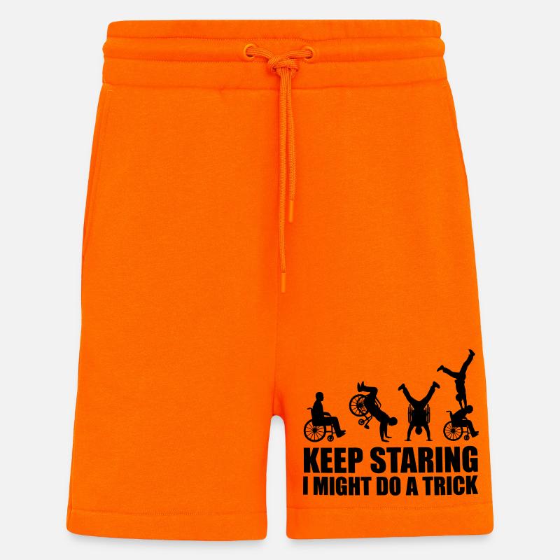 Behalte diesen Rollstuhlfahrer im Auge # - Shorts - made by SPREAD - SUNSET ORANGE