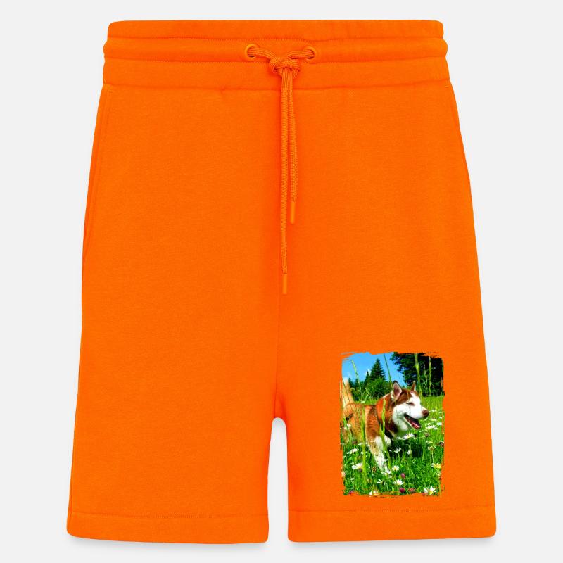 Husky dans un champ de fleurs - Short bio décontracté fabriqué en UE - SUNSET ORANGE