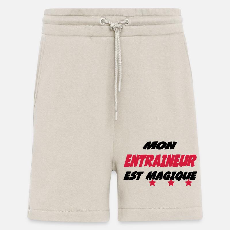 Mon ENTRAINEUR est MAGIQUE - Short bio décontracté fabriqué en UE - WARM CLAY