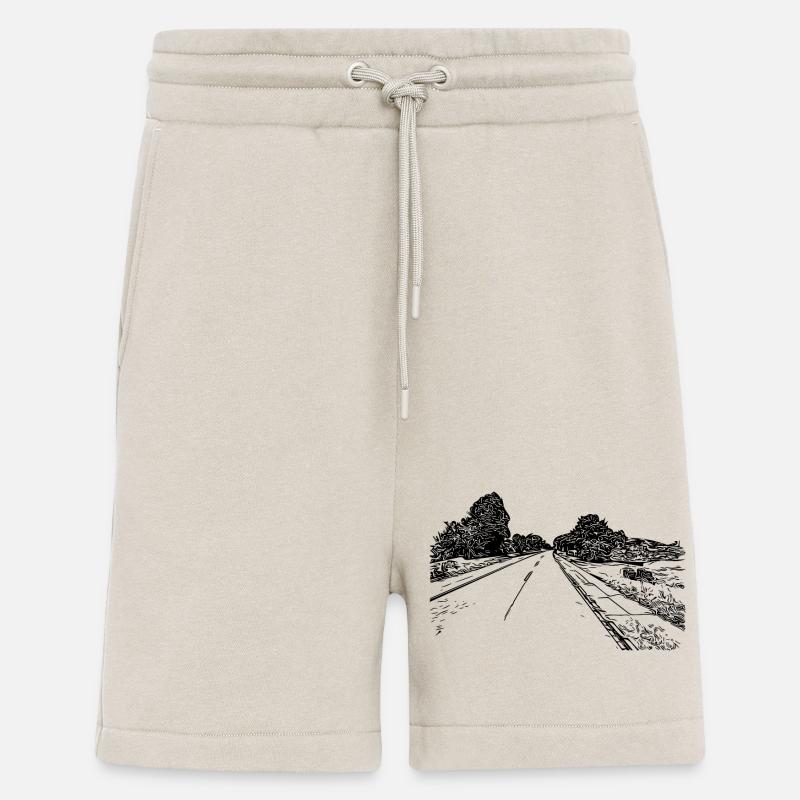 Einsame romantische Straße ins Nirgendwo - Shorts - made by SPREAD - WARM CLAY