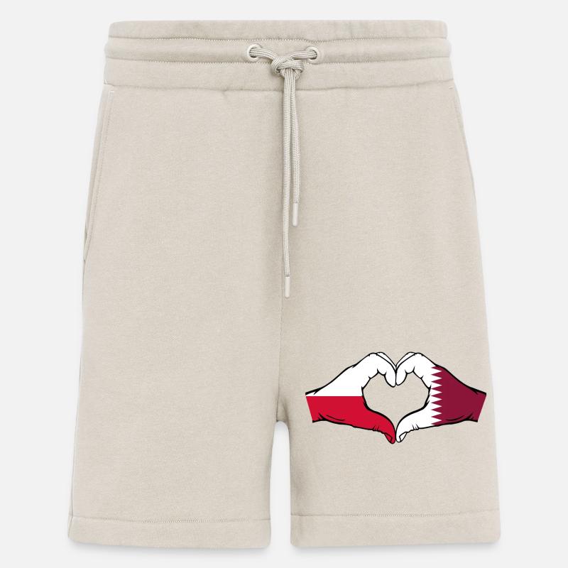 Pologne Qatar drapeau mains coeur - Short bio décontracté fabriqué en UE - WARM CLAY