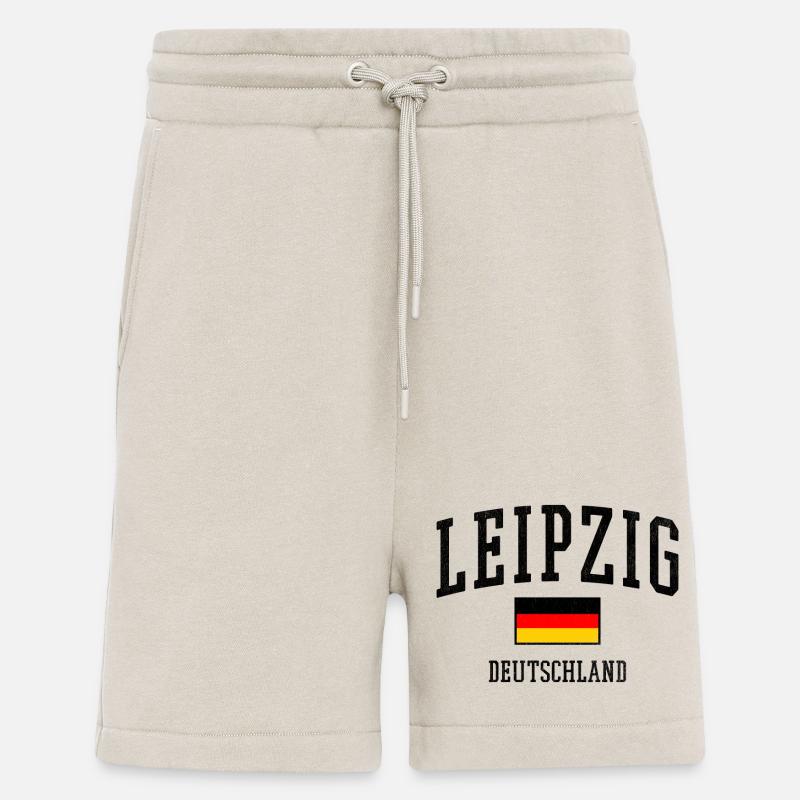 Leipzig Deutschland Design mit Flagge - Shorts - made by SPREAD - WARM CLAY