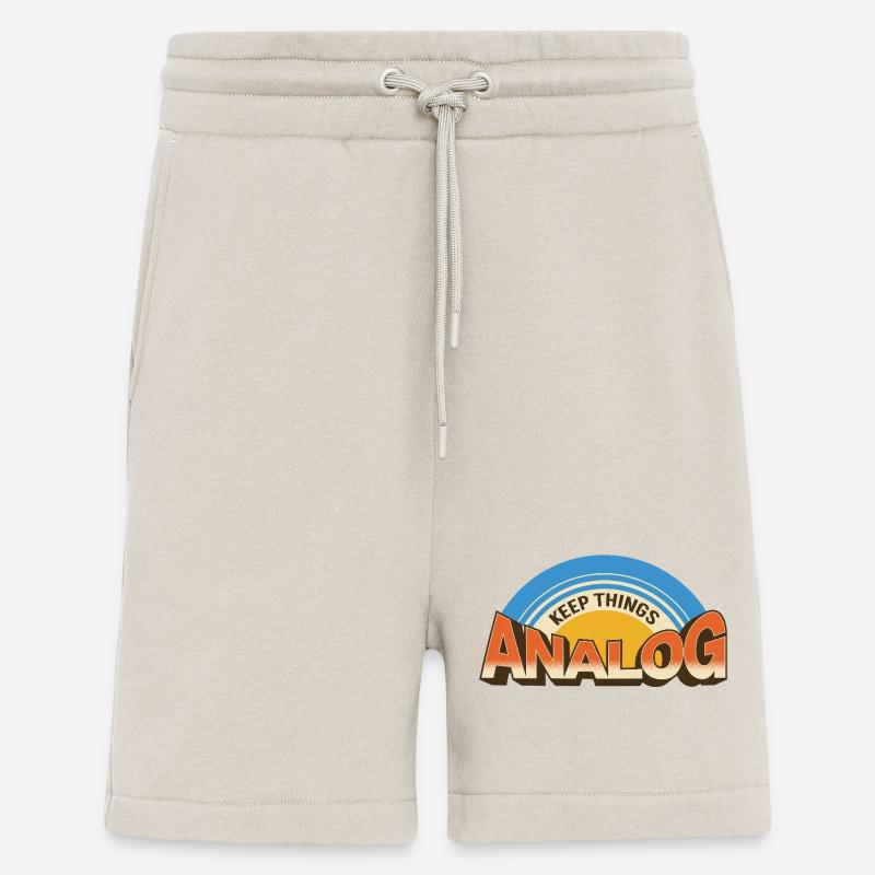 Keep Things Analog – Retro Tech-Statement - Shorts - made by SPREAD - WARM CLAY