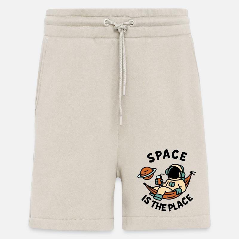 Space Explorer Astronaut Entspannendes Design - Shorts - made by SPREAD - WARM CLAY