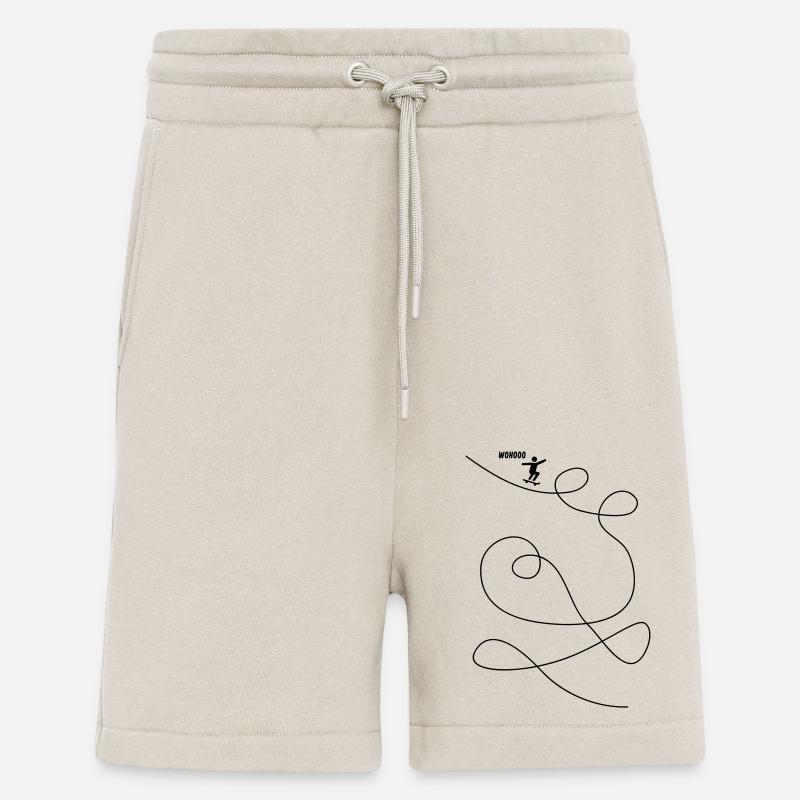 Skateboarder Makes Looping Gift - Shorts - made by SPREAD - WARM CLAY