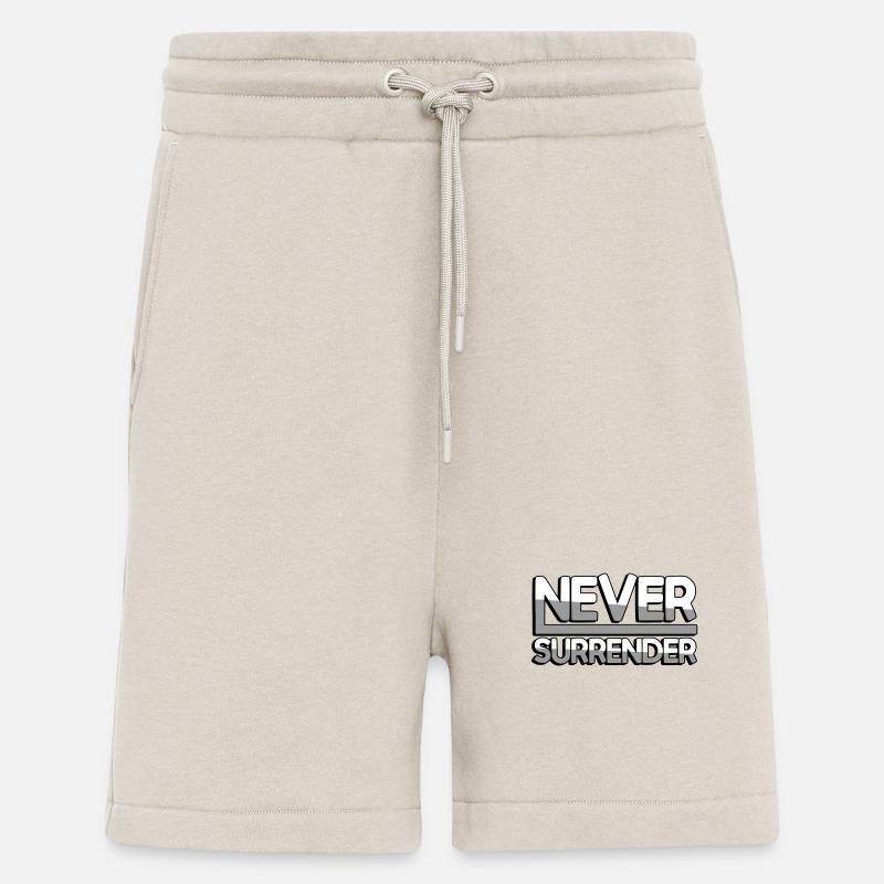 NEVER SURRENDER (Weiß) - Gaming - Shorts - made by SPREAD - WARM CLAY