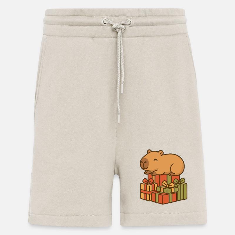 ✨ Schlafendes Capybara auf Weihnachtsgeschenken - Shorts - made by SPREAD - WARM CLAY