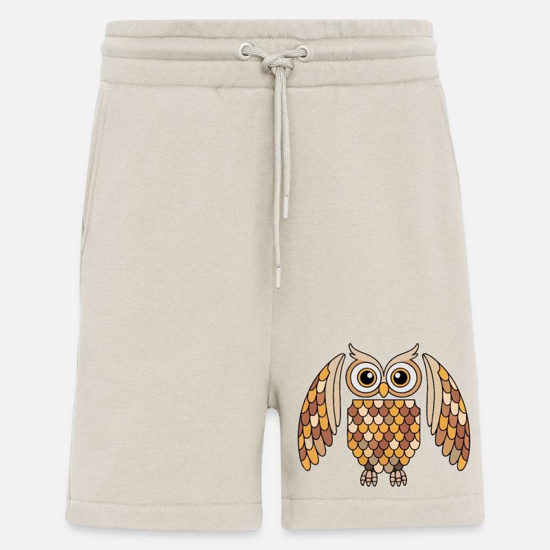 Skurrile Eule mit detailliertem Federmuster - Shorts - made by SPREAD - WARM CLAY