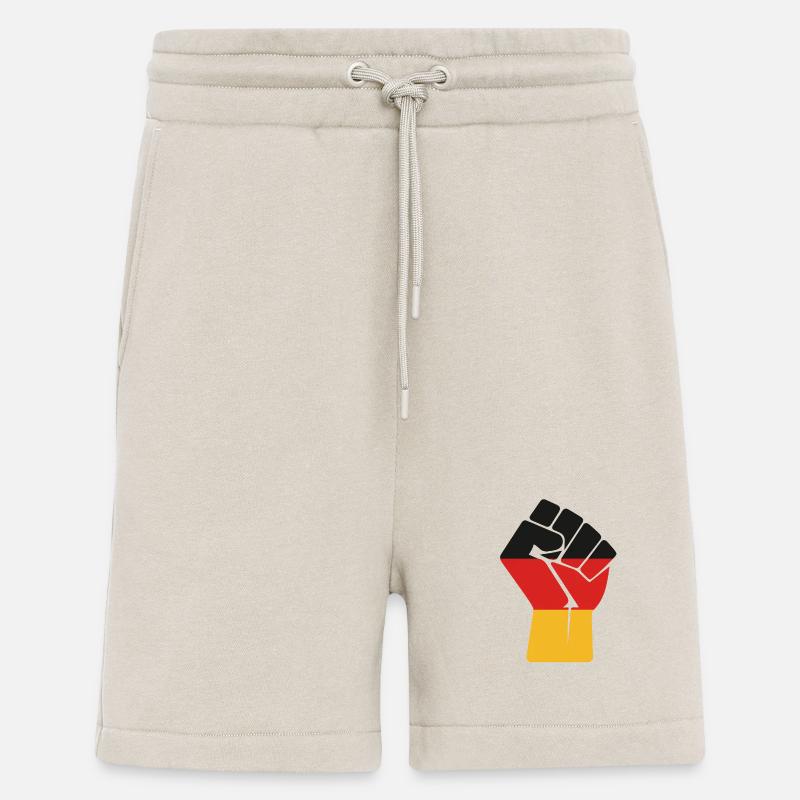 Flaggenfaust Kraft der Einheit - Shorts - made by SPREAD - WARM CLAY