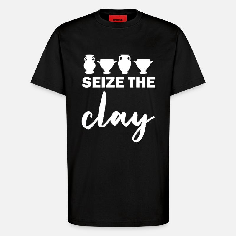Seize The Day Trophy Silhouette - T-Shirt - made by SPREAD - SOLID BLACK