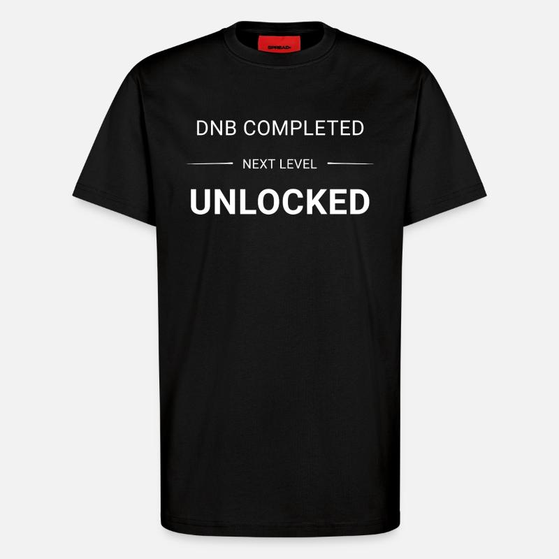 DNB_COMPLETED_NEXT_LEVEL_UNLOCKED_white - T-shirt bio décontracté fabriqué en UE - SOLID BLACK