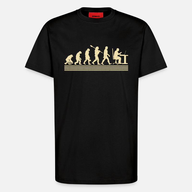 Evolution Des Computerprogrammierers - T-Shirt - made by SPREAD - SOLID BLACK